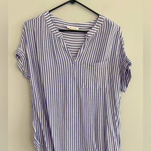 beachlunchlounge Blue and White Striped Blouse - Picture 2 of 5